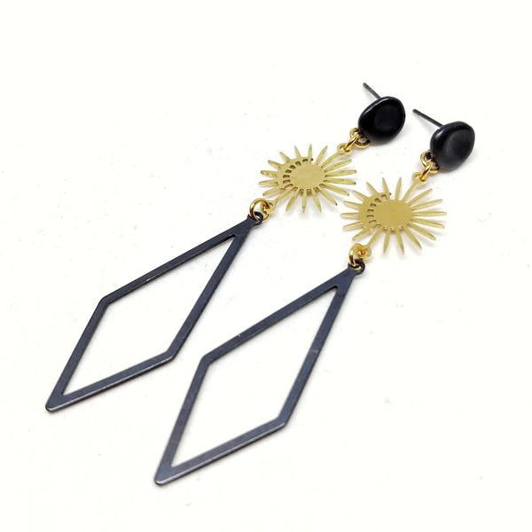 70mm Oxidized black brass circle studs with sun & moon link and long oxidized black brass oblong diamond charm.