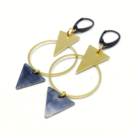 68mm Double Triangle hoops in black oxidized and raw brass.